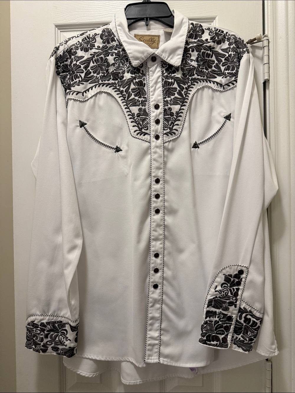 Scully White Western Shirt with Black Floral Embroidery